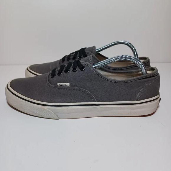 Vans Solid Gray Classic White Sole Lace Up Shoes Men Size 11 TC6D (202 Box 24) - Picture 2 of 9